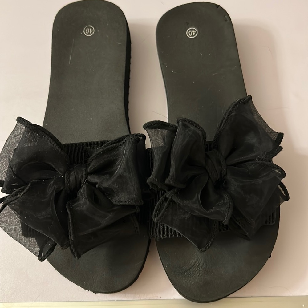 Black Slide Sandals with Bow Accent